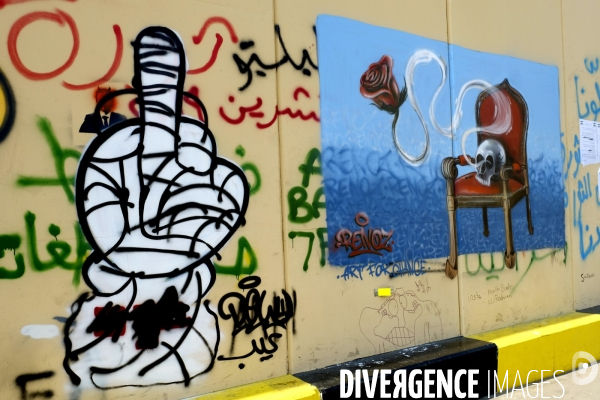 Graffitis au centre-ville de Beyrouth pendant la révolution 2019 au Liban. Graffitis in downtown Beirut during Revolution 2019 Lebanon.