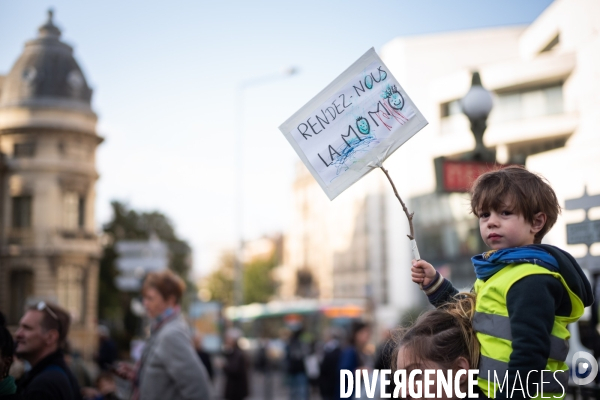 Rassemblement Un cri d amour pour Mains d Oeuvres