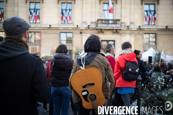 Rassemblement Un cri d amour pour Mains d Oeuvres