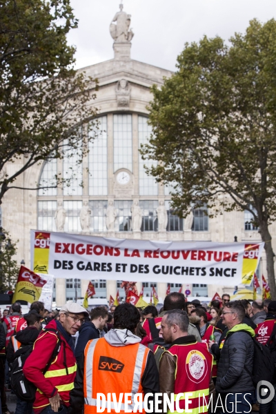 Manifestation de la CGT cheminots pour le maintien des guichets dans les gares.