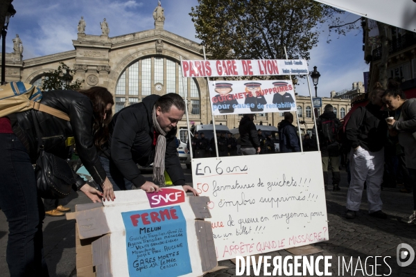 Manifestation de la CGT cheminots pour le maintien des guichets dans les gares.