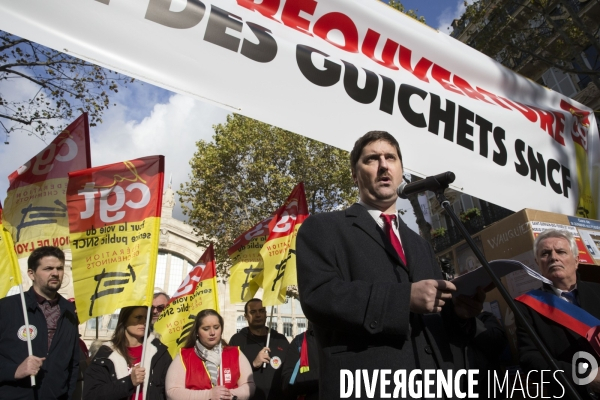 Manifestation de la CGT cheminots pour le maintien des guichets dans les gares.