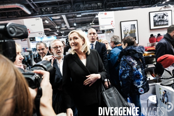 Marine le pen au salon made in france 2019