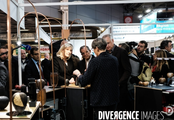 Marine le pen au salon made in france 2019