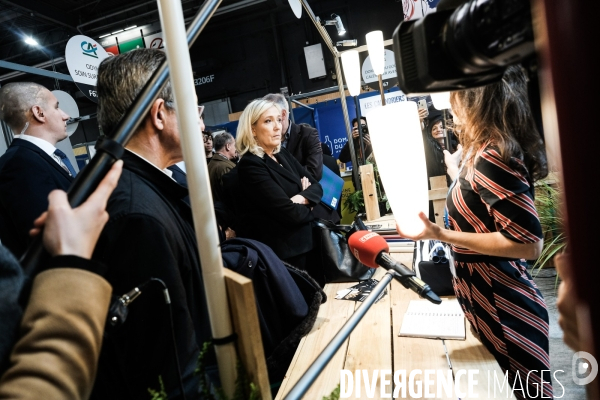 Marine le pen au salon made in france 2019