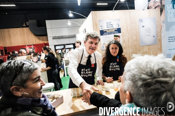 Arnaud montebourg au salon mif