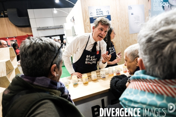 Arnaud montebourg au salon mif