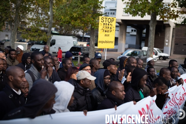 Manifestation des résidents du foyer ADEF de Saint-Ouen