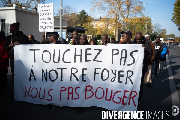 Manifestation des résidents du foyer ADEF de Saint-Ouen