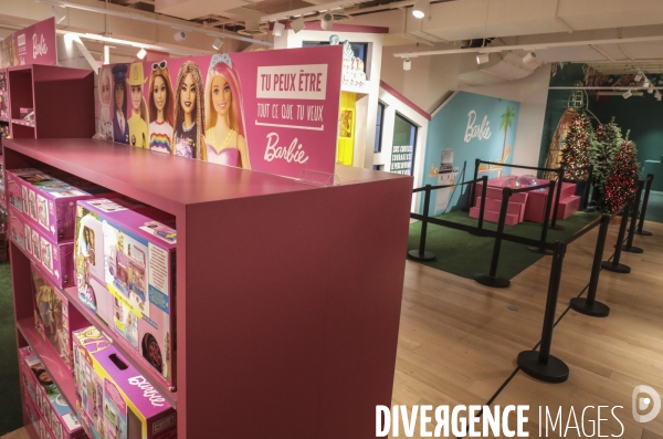 Barbie fete ses 60 ans cette annee aux galeries lafayette