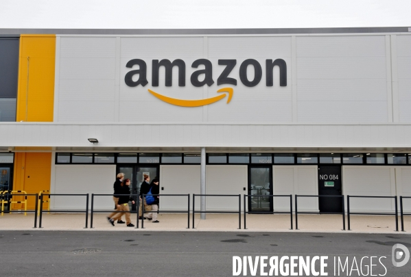 Le nouveau centre de distribution robotisé d Amazon