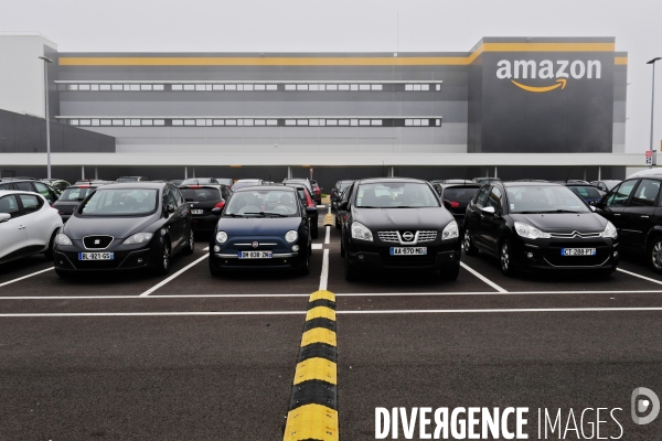 Le nouveau centre de distribution robotisé d Amazon