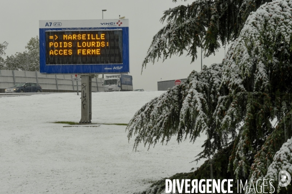 Episode de neige en vallée du Rhône