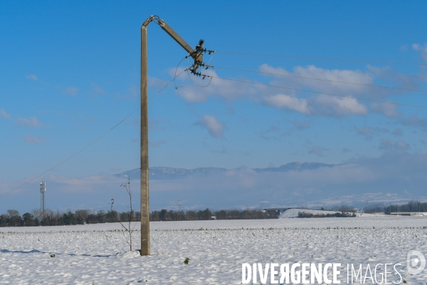 Après la neige des milliers de foyers privés d électricité en Rhône-Alpes