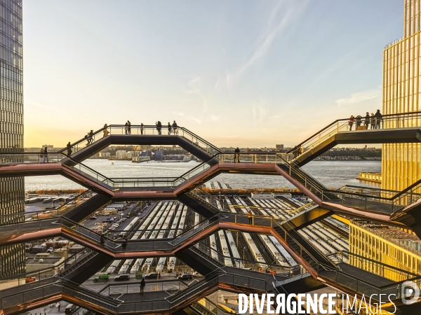 The vessel ,un nouvel observatoire a new york