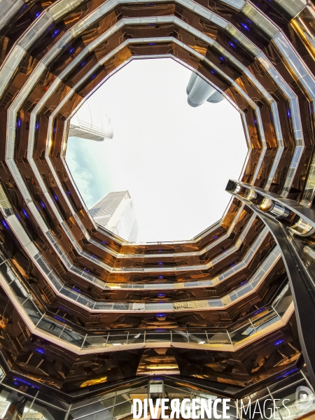 The vessel ,un nouvel observatoire a new york