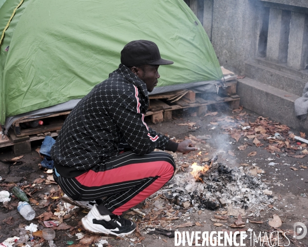 Réfugiés porte d Aubervilliers