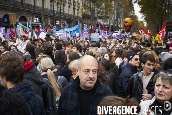 Marche Parisienne contre les violences faites aux femmes