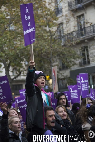 Manifestation contre les féminicides et les violences faites aux femmes