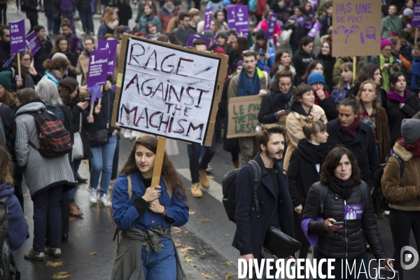 Manifestation contre les féminicides et les violences faites aux femmes