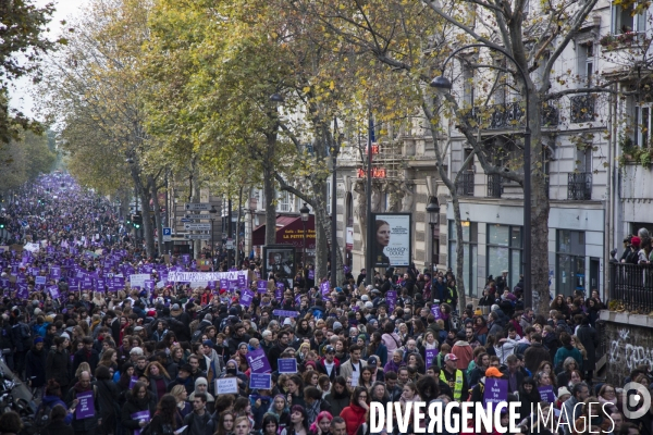 Manifestation contre les féminicides et les violences faites aux femmes