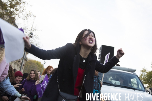 Manifestation contre les féminicides et les violences faites aux femmes