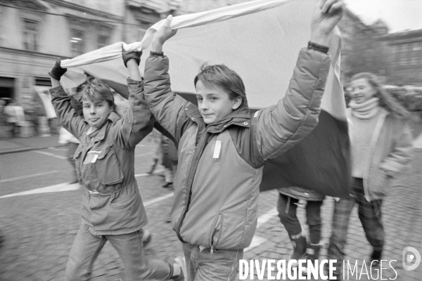 PRAGUE 1989 . La revolution de velour - The velvet revolution