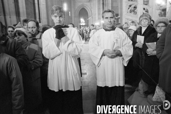 PRAGUE 1989 . La revolution de velour - The velvet revolution