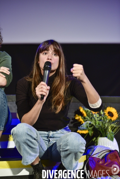 Le film LA DERNIERE VIE DE SIMON présenté par la scénariste Sabrina B KARINE, et les comédiens Camille CLARIS et Martin KARMANN. The film THE LAST LIFE OF SIMON presented by screenwriter Sabrina B KARINE, and actors Camille CLARIS and Martin KARMANN