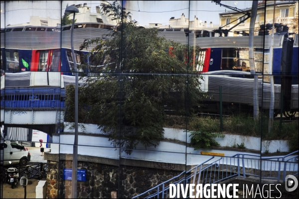 Voyage dans les Tranciliens de la SNCF le long de la ligne L.