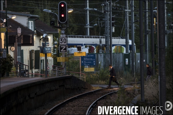 Voyage dans les Tranciliens de la SNCF le long de la ligne L.