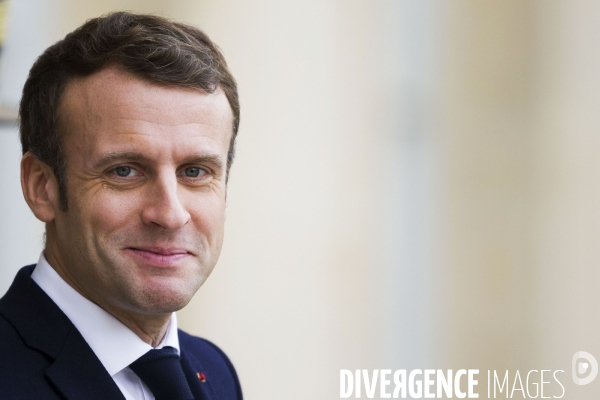 Portraits d Emmanuel MACRON à l Elysée.