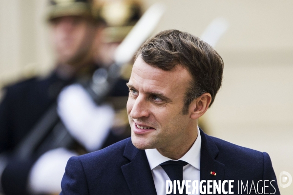 Portraits d Emmanuel MACRON à l Elysée.