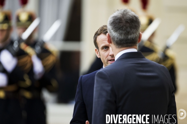 Portraits d Emmanuel MACRON à l Elysée.