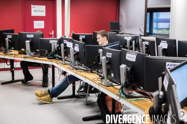A l école de la cyberdéfense