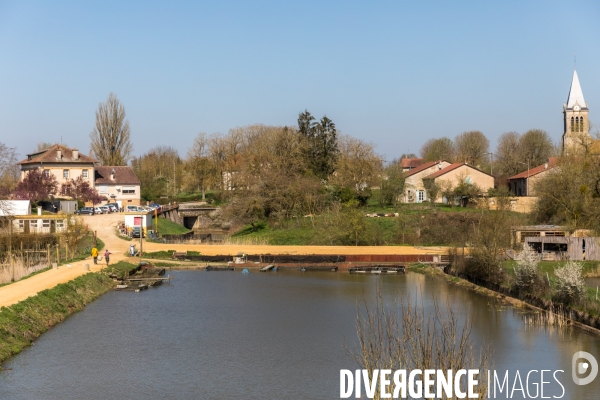 L ESAT des Etangs de Lachaussée