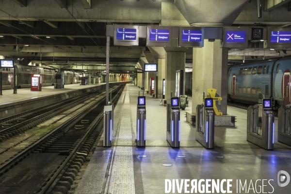 Gare montparnasse pas de trains ni metros