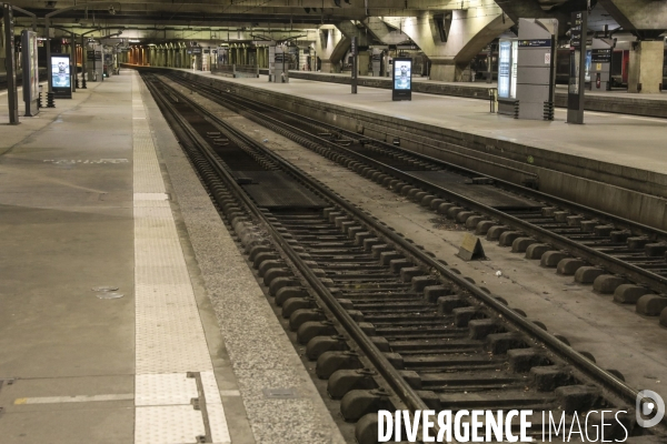 Gare montparnasse pas de trains ni metros