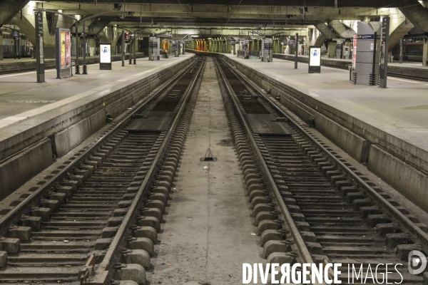 Gare montparnasse pas de trains ni metros