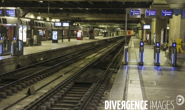 Gare montparnasse pas de trains ni metros