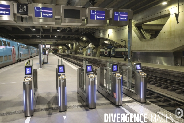 Gare montparnasse pas de trains ni metros
