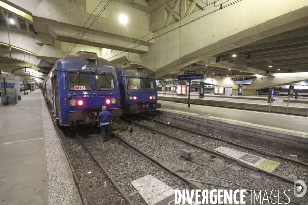 Gare montparnasse pas de trains ni metros