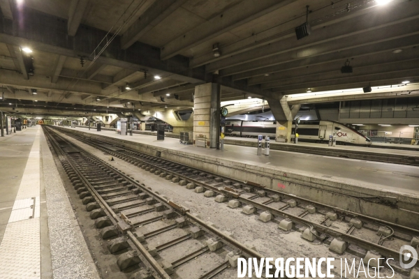 Gare montparnasse pas de trains ni metros