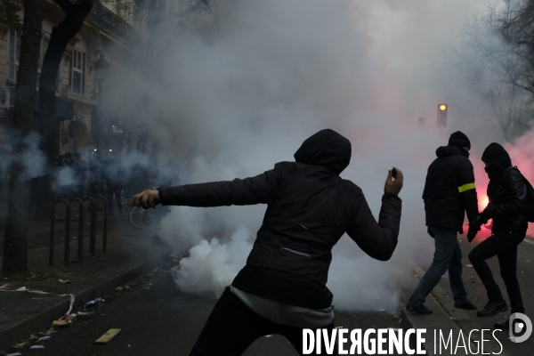 Manifestation contre la réforme des retraites Paris 2019. Protests Against Pension Reforms in Paris.