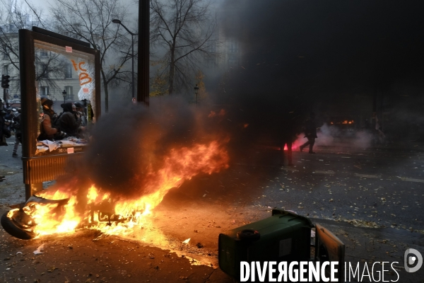 Manifestation contre la réforme des retraites Paris 2019. Protests Against Pension Reforms in Paris.