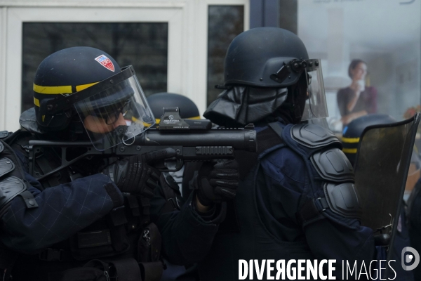 Manifestation contre la réforme des retraites Paris 2019. Protests Against Pension Reforms in Paris.