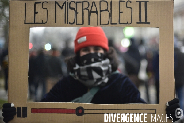 Manifestation pour la Grève du 5 décembre 2019 à Paris. National strike of 5 December 2019 in Paris.