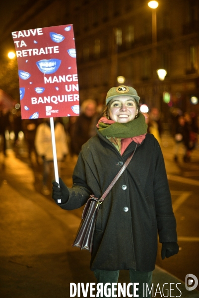 Manifestation pour la Grève du 5 décembre 2019 à Paris. National strike of 5 December 2019 in Paris.