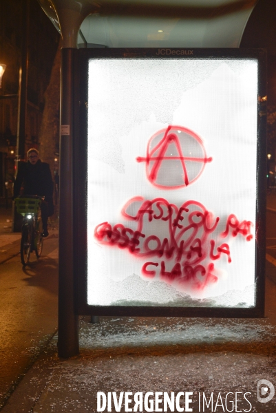 Manifestation pour la Grève du 5 décembre 2019 à Paris. National strike of 5 December 2019 in Paris.