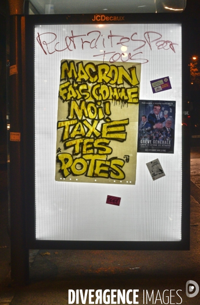 Manifestation pour la Grève du 5 décembre 2019 à Paris. National strike of 5 December 2019 in Paris.